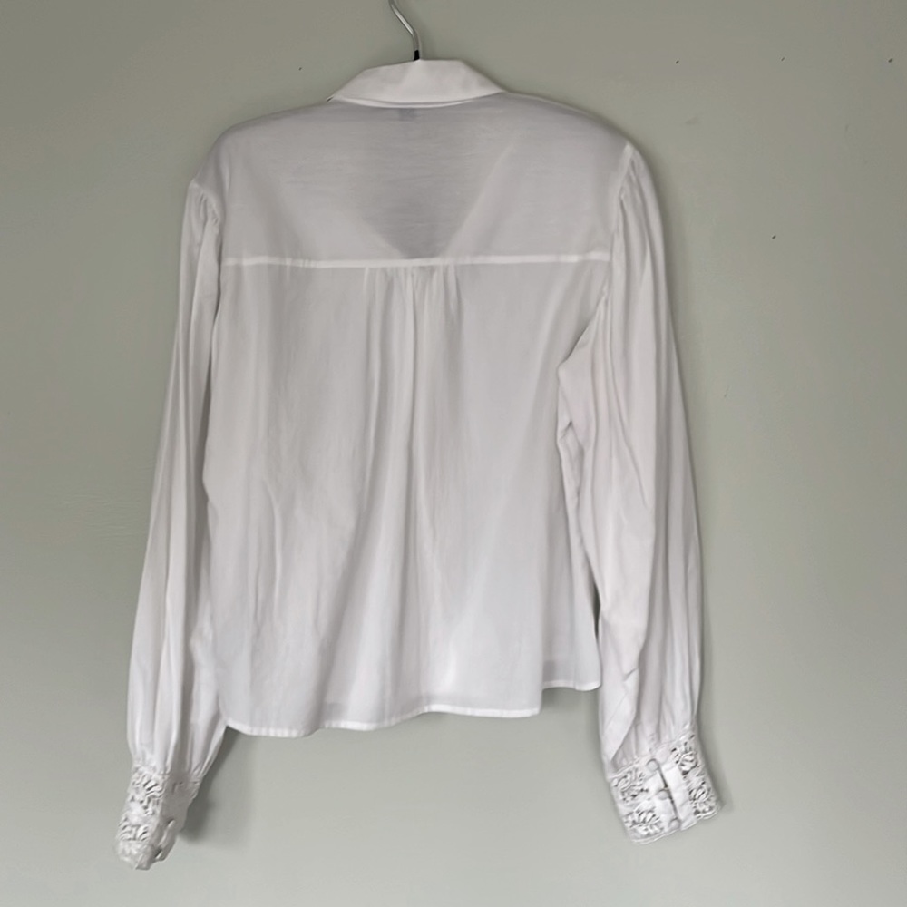 Exspress Cropped White Button Down Shirt - Picture 6 of 11